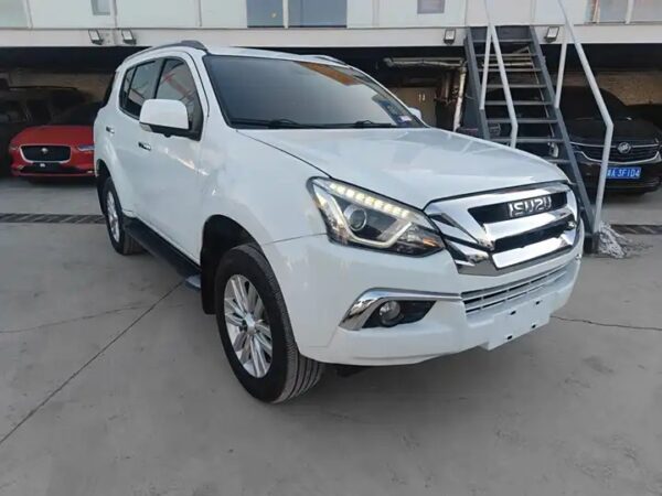 Isuzu mu-x