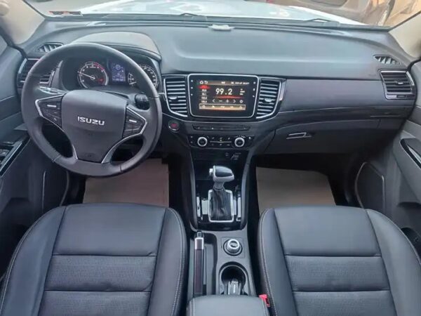 Isuzu mu-x