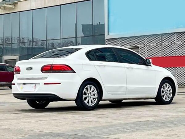 Qoros 3