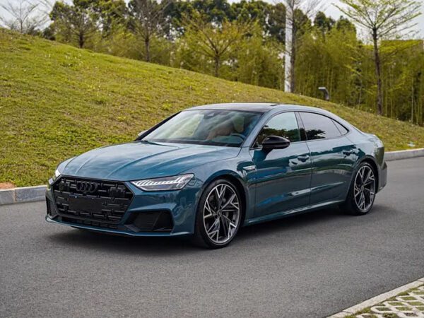 2022 Audi A7L 3L with blue color