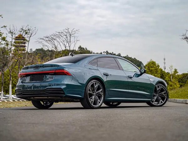 Audi A7L