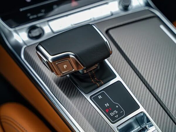 Audi A7L