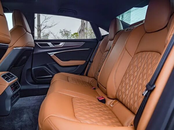 Audi A7L