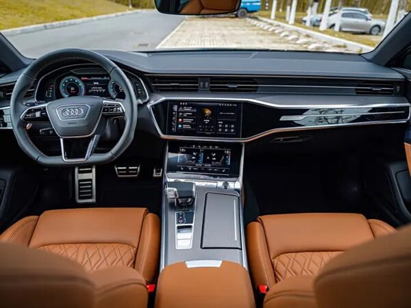 Audi A7L