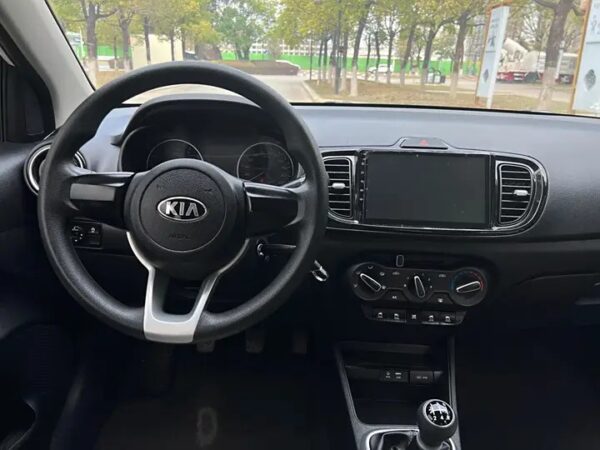 Kia Pegas