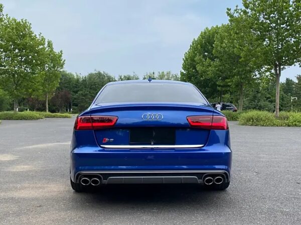 Audi S6