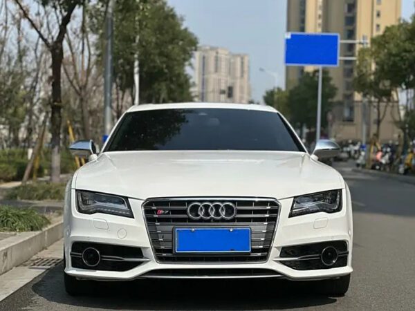 Audi S7