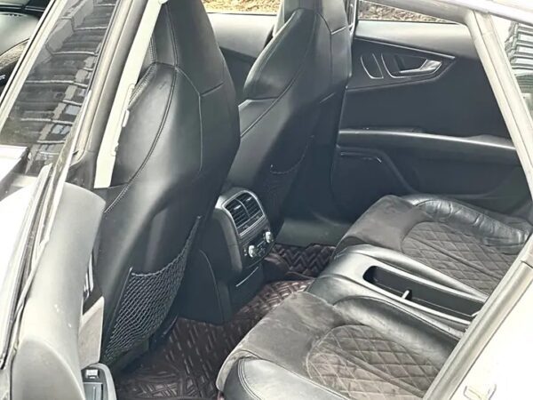 Audi S7
