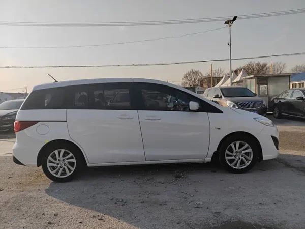 Mazda 5