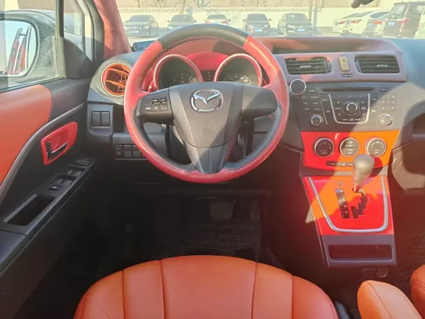 Mazda 5
