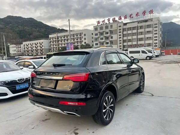 Zotye SR7