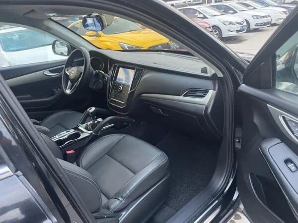 Zotye SR7