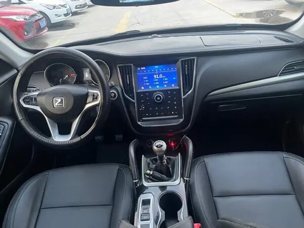 Zotye SR7