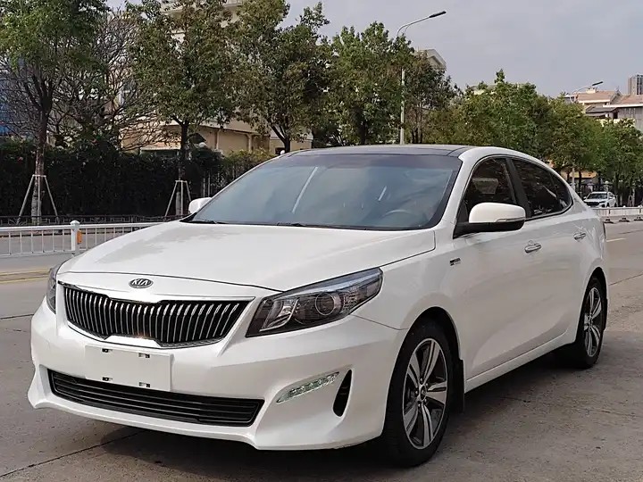 2019 Kia Cachet 1.8L Automatic GLS