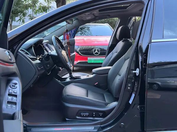 kia cadenza