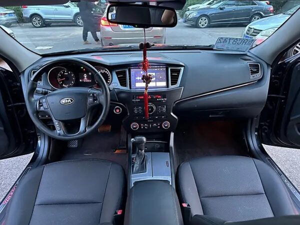 kia cadenza
