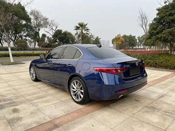 Alfa Romeo Giulia