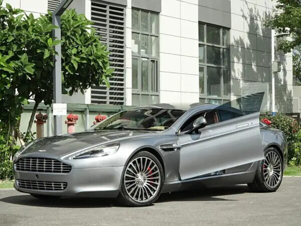 Aston Martin Rapide