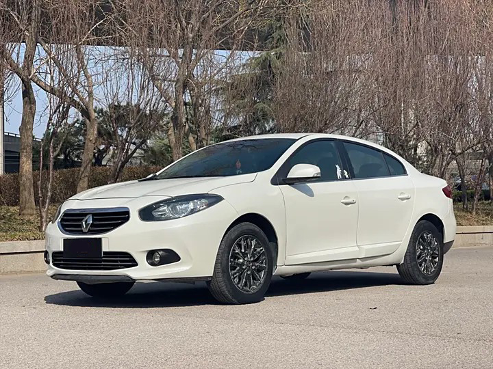 2013 Renault Fluence 2.0L