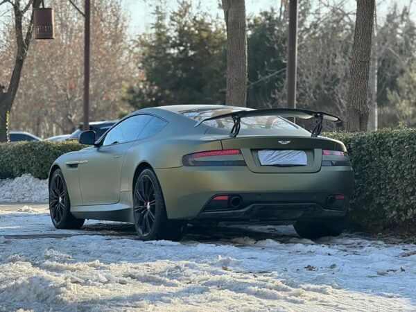 Aston Martin Virage