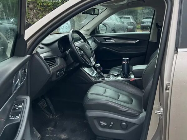 Borgward BX6