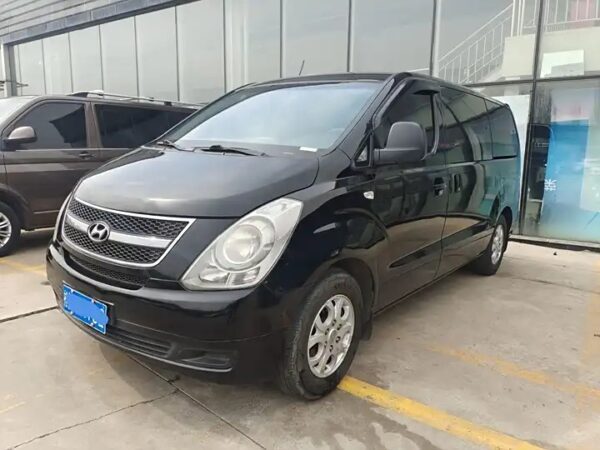 The Used car 2011 Black Hyundai H-1 for sale.