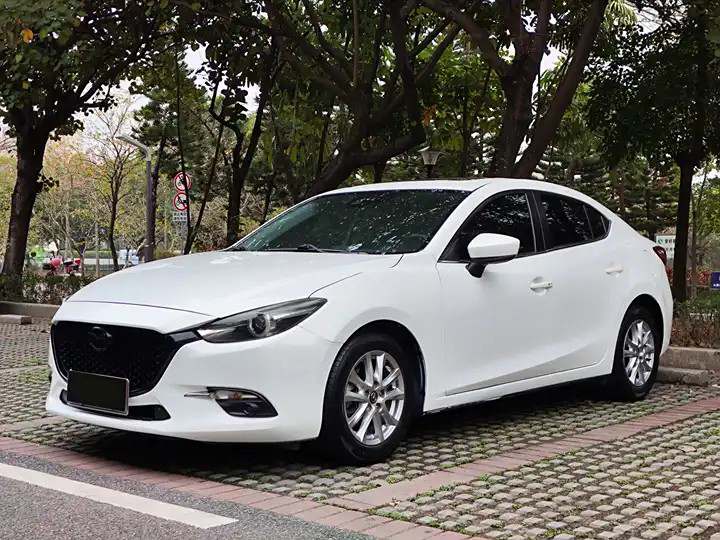 2017 Mazda 3 Axela 1.5L Auto EX