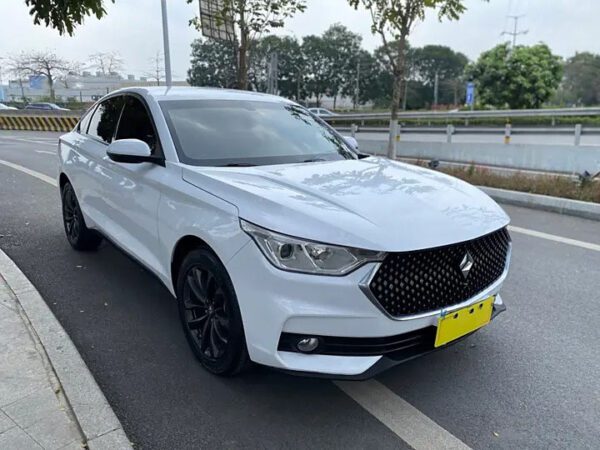 The used car BAOJUN RC-6 with white color