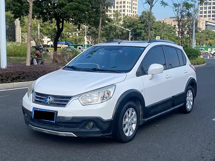 2013 Venucia R50X 1.6L Automatic