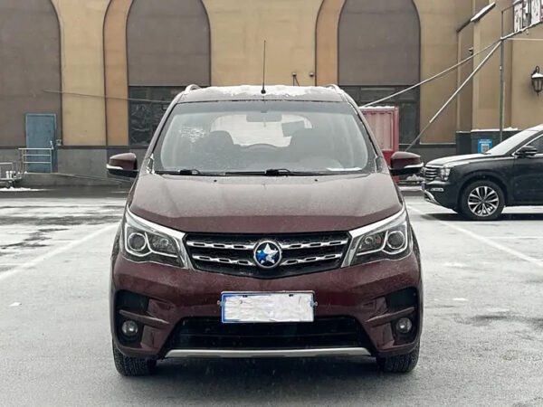venucia m50v