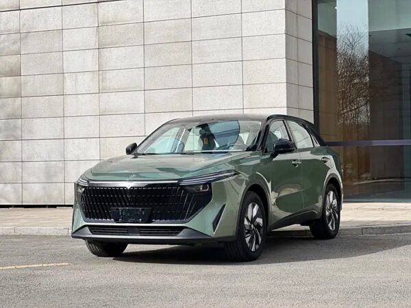The used car 2023 Venucia V-Online DD-i iE Hybrid CVT for sale