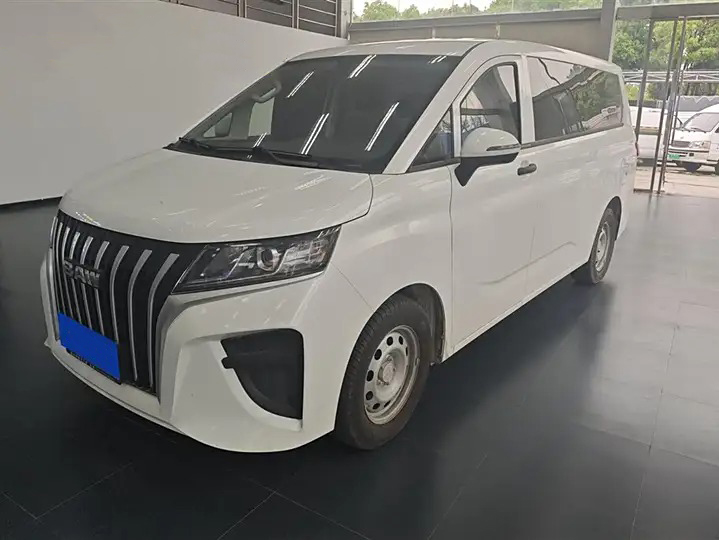 2023 BAW M7 MPV 2L 7 Seats