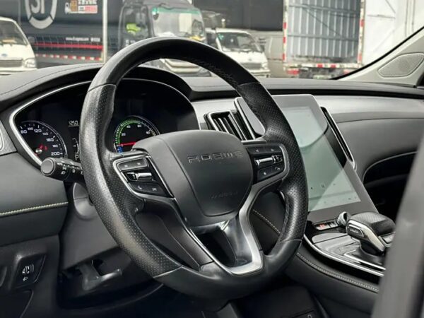 roewe i6 MAX PHEV