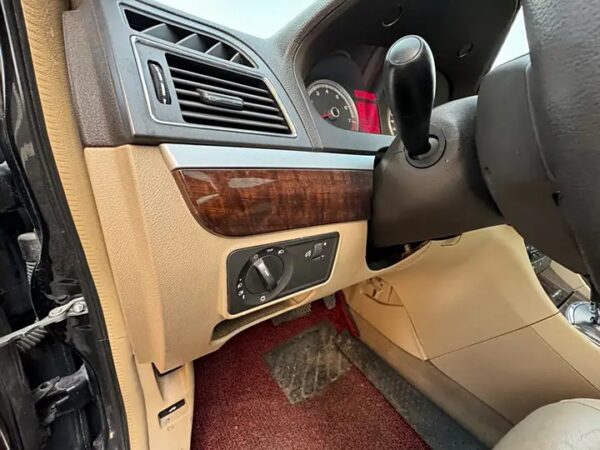 roewe 750