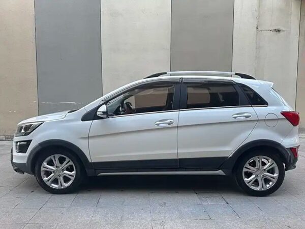 BAIC Senova X25