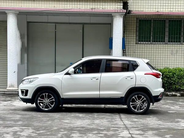 BAIC Senova X35