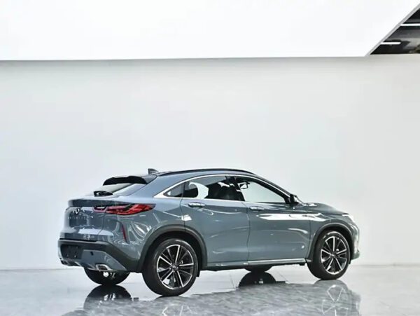 Infiniti QX55