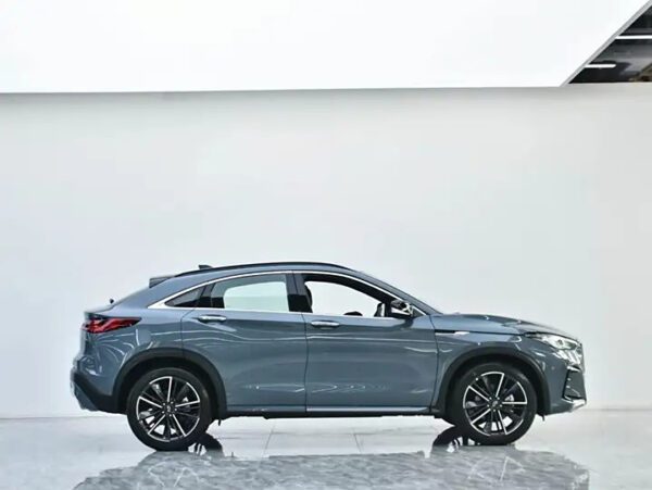 Infiniti QX55