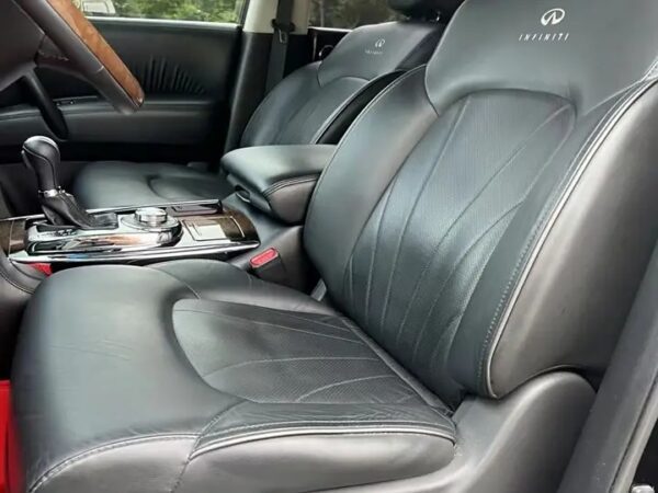 Infiniti QX80