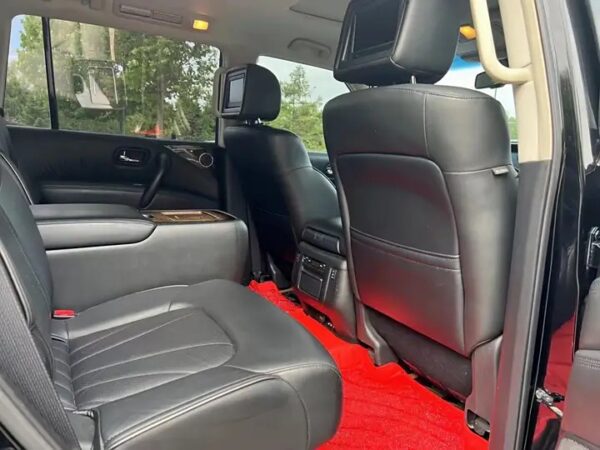 Infiniti QX80