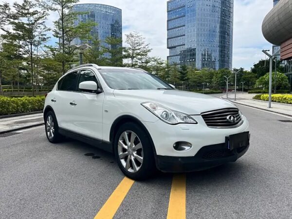 Infiniti EX