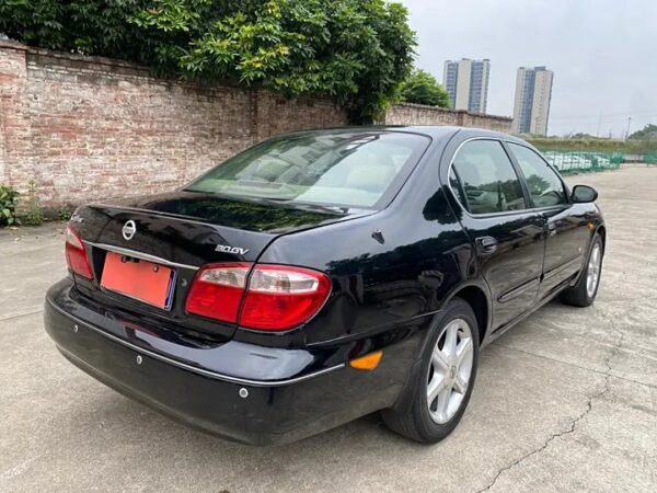 Nissan cefiro