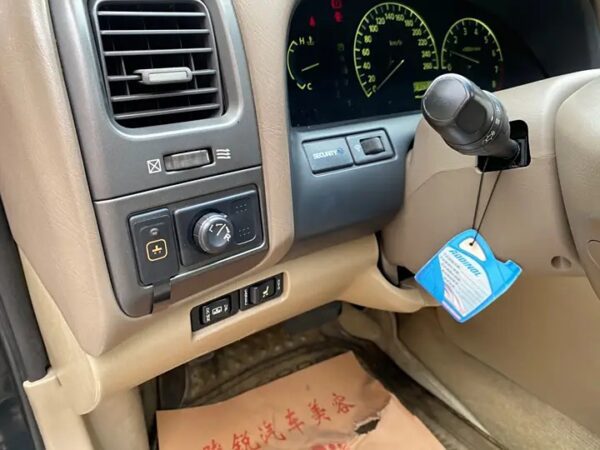 Nissan cefiro
