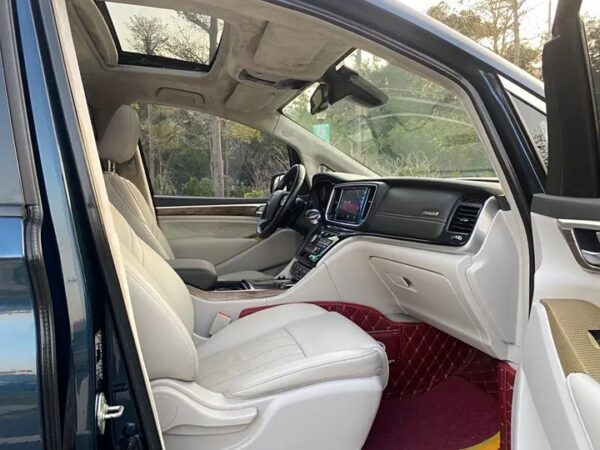 Trumpchi M8