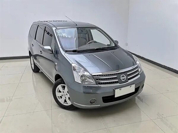 Nissan Livina Geniss