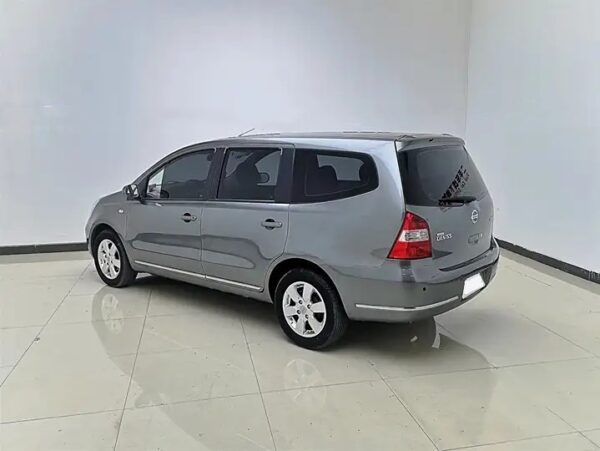 Nissan Livina Geniss
