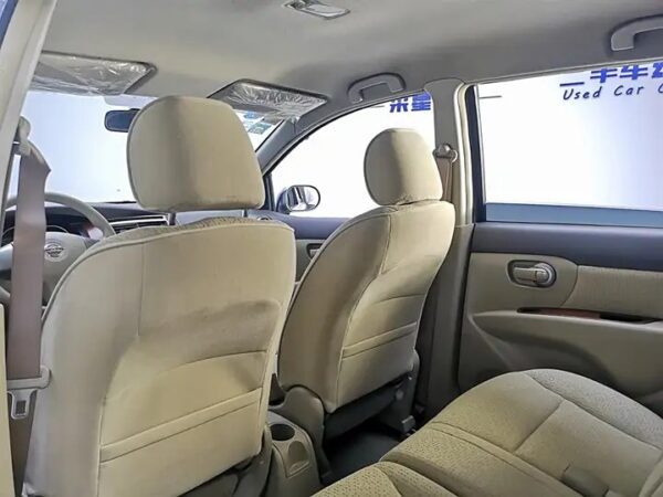 Nissan Livina Geniss