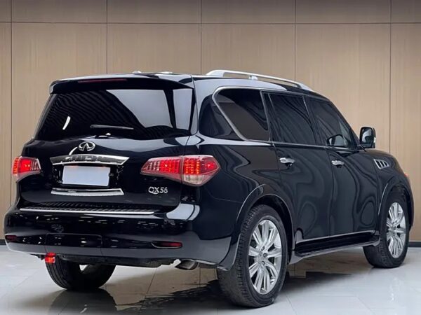 Infiniti QX56