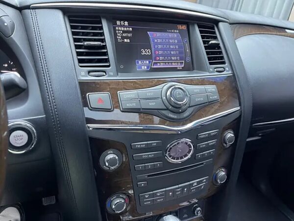 Infiniti QX56