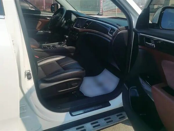 Trumpchi GS8